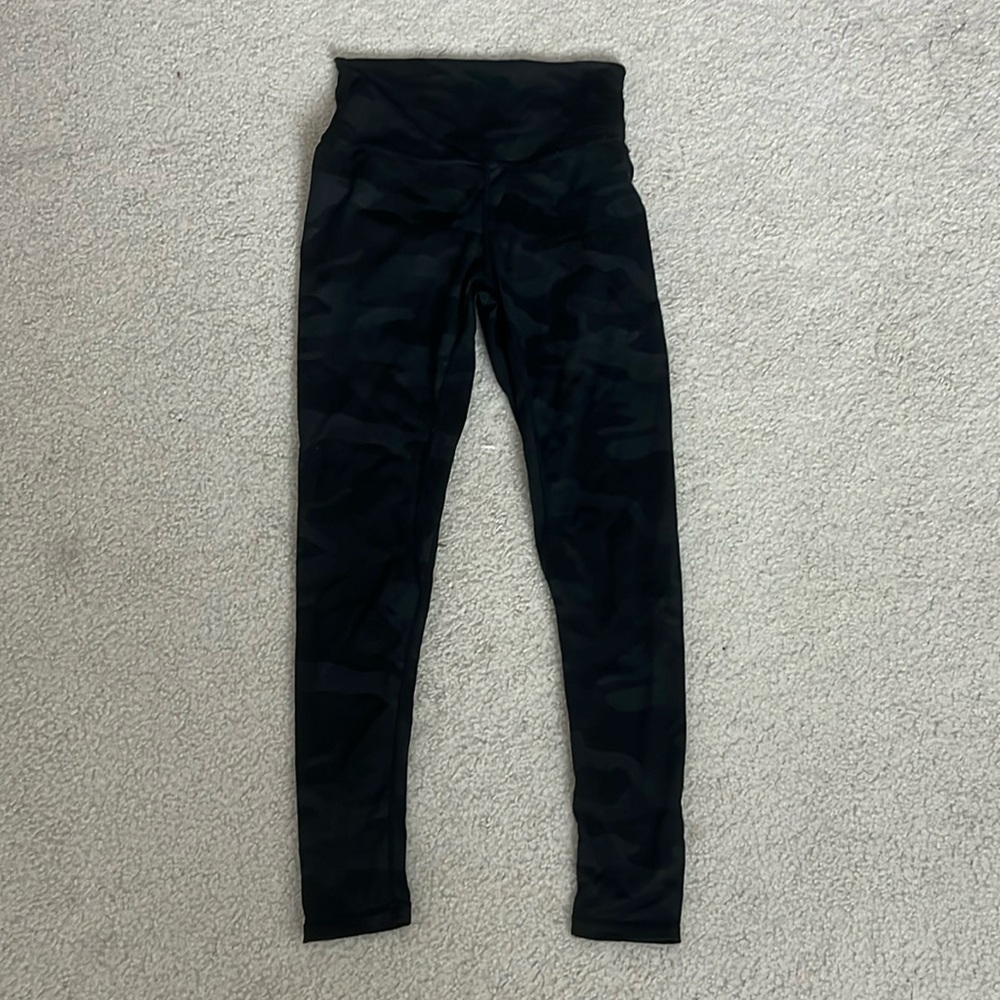 Lululemon Align Camo leggings 25’